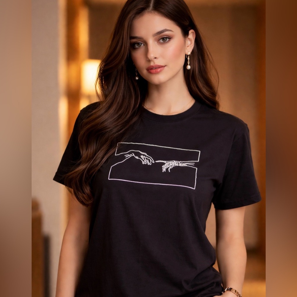 Seven Souls Black Graphic print   Short Sleeve Tee